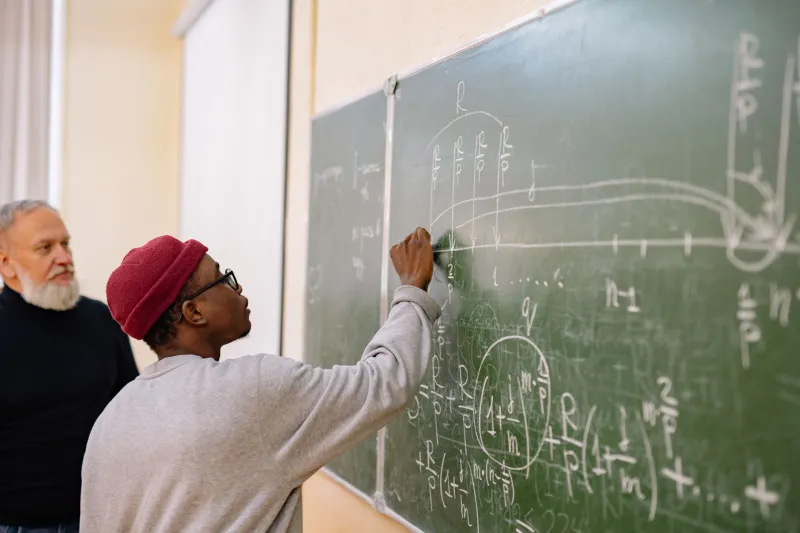 When Keeping It All Becomes Too Much: The Science of Strategic Erasure in the Classroom